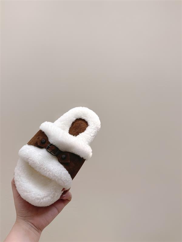 2025112818447637 240